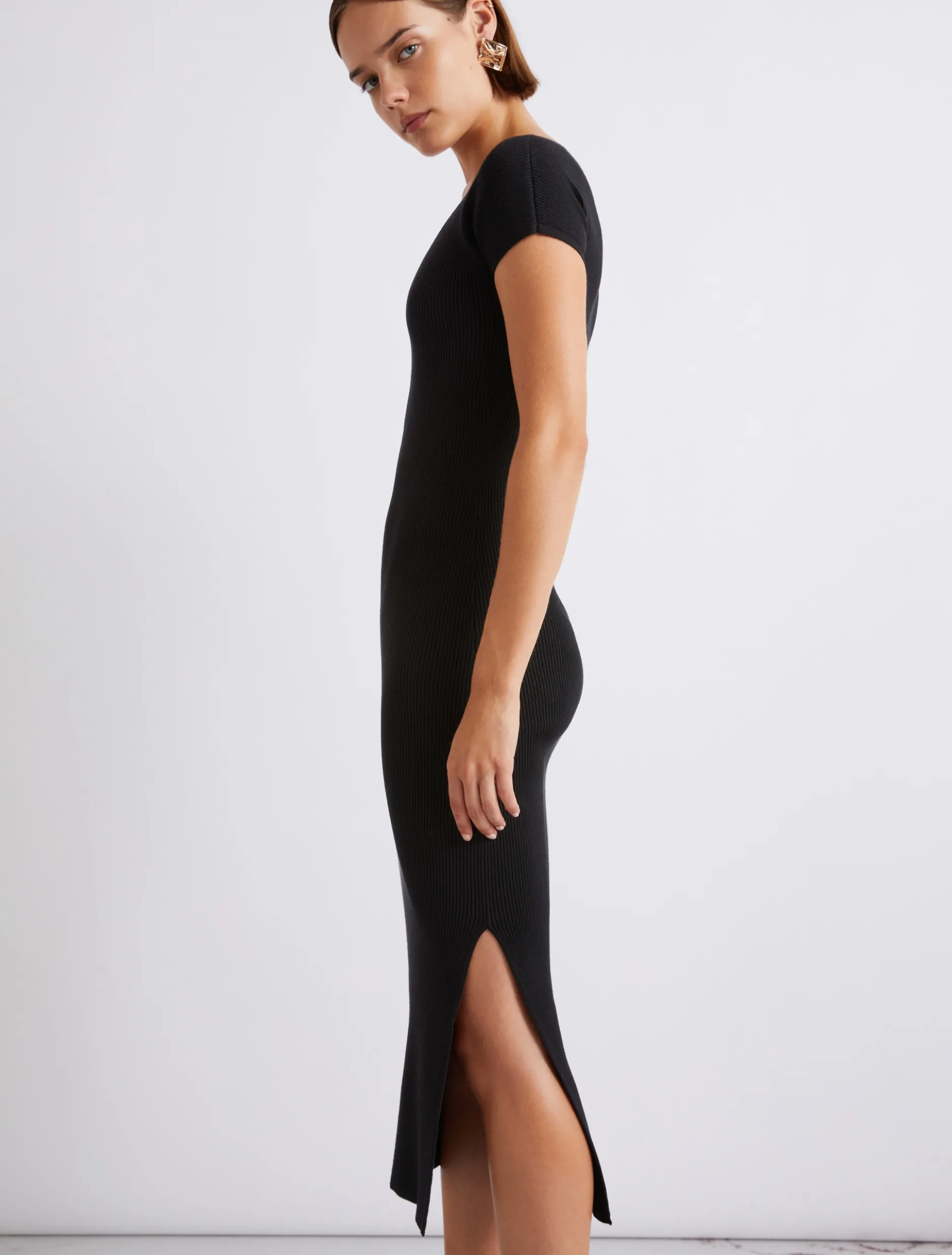 Abito longuette in maglia di viscosa - NERO