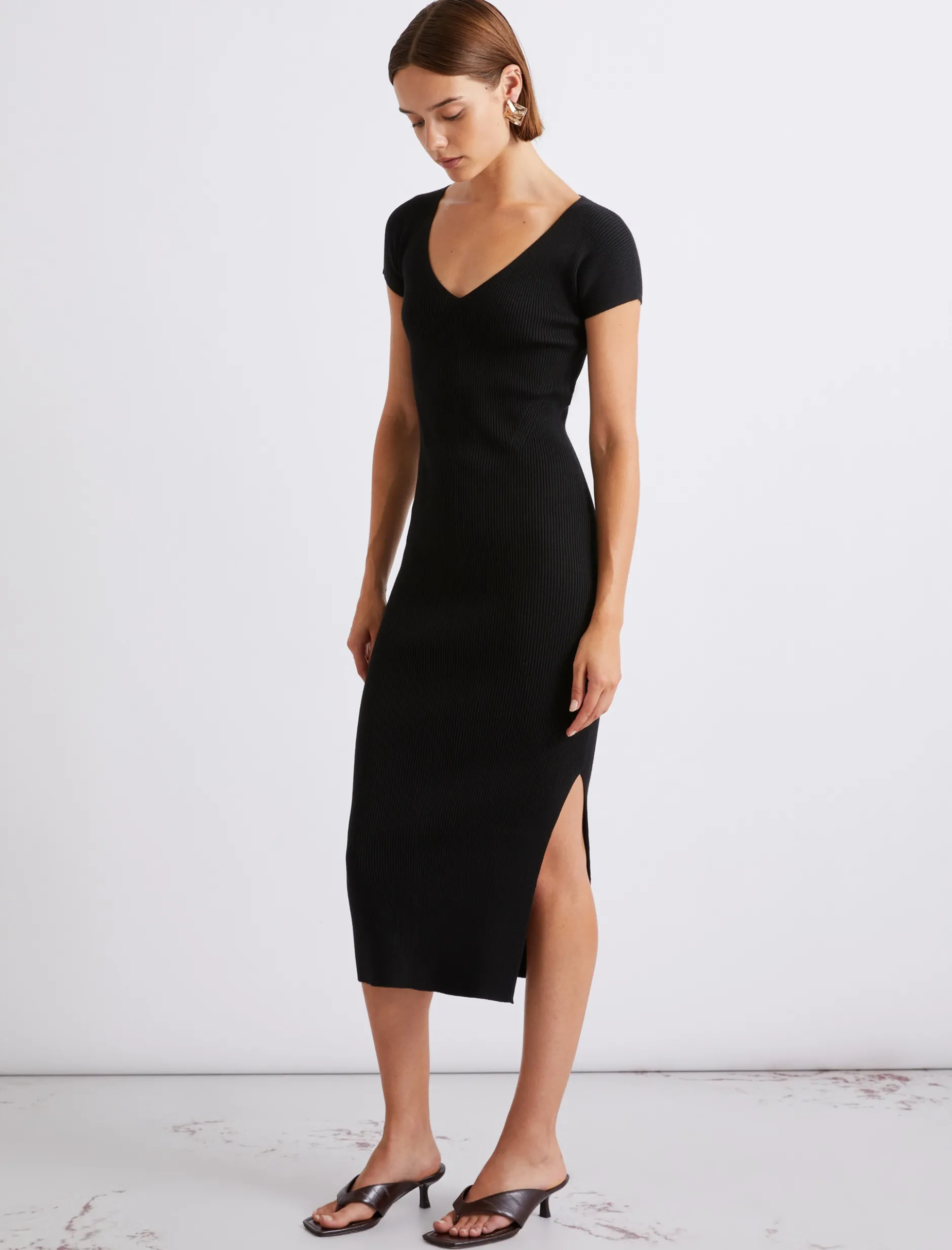 Abito longuette in maglia di viscosa - NERO