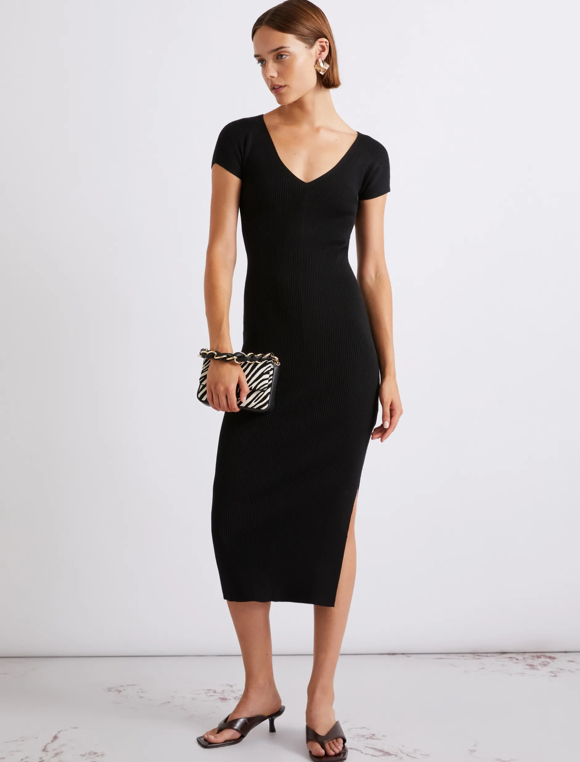 Abito longuette in maglia di viscosa - NERO