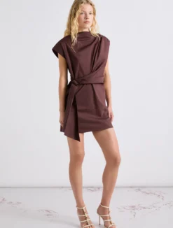 Abito midi mini con drappeggio - MARRONE