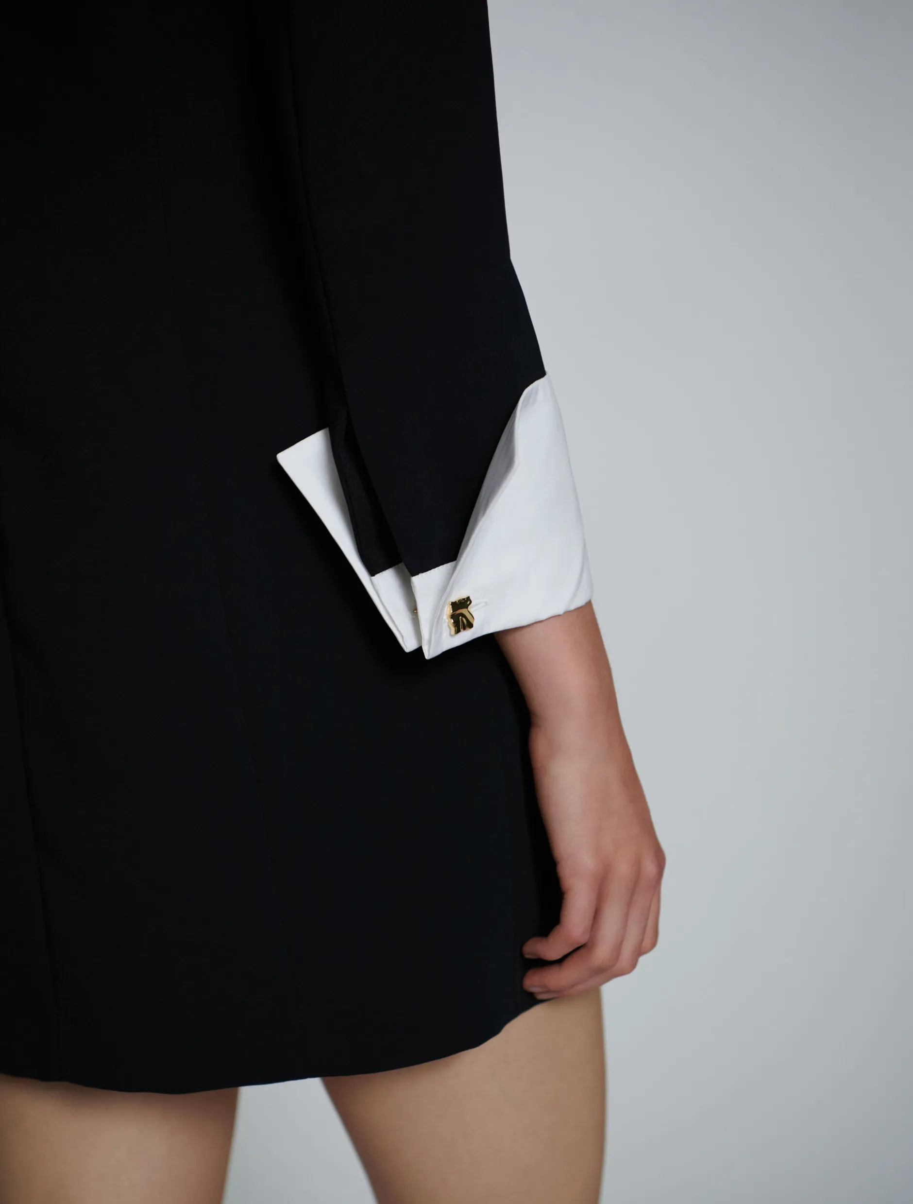 Abito sagomato in envers satin - NERO