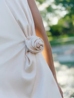 Abito smanicato in satin - CIPRIA