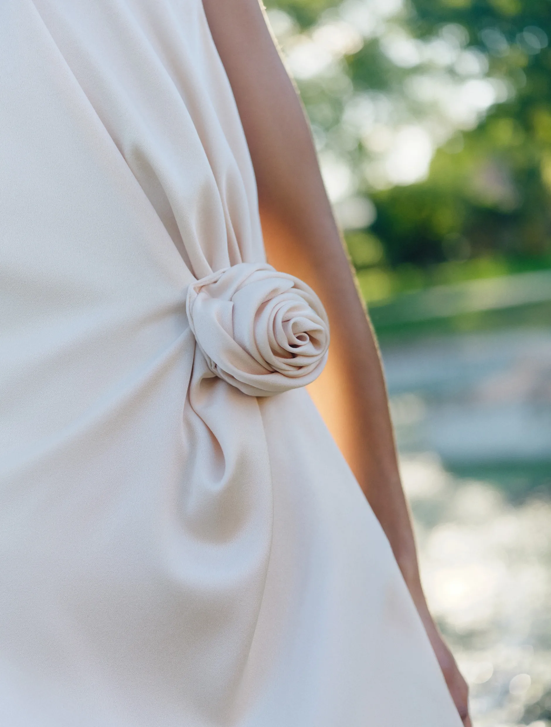 Abito smanicato in satin - CIPRIA