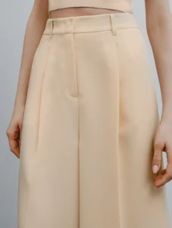 Bermuda in envers satin - NUDO
