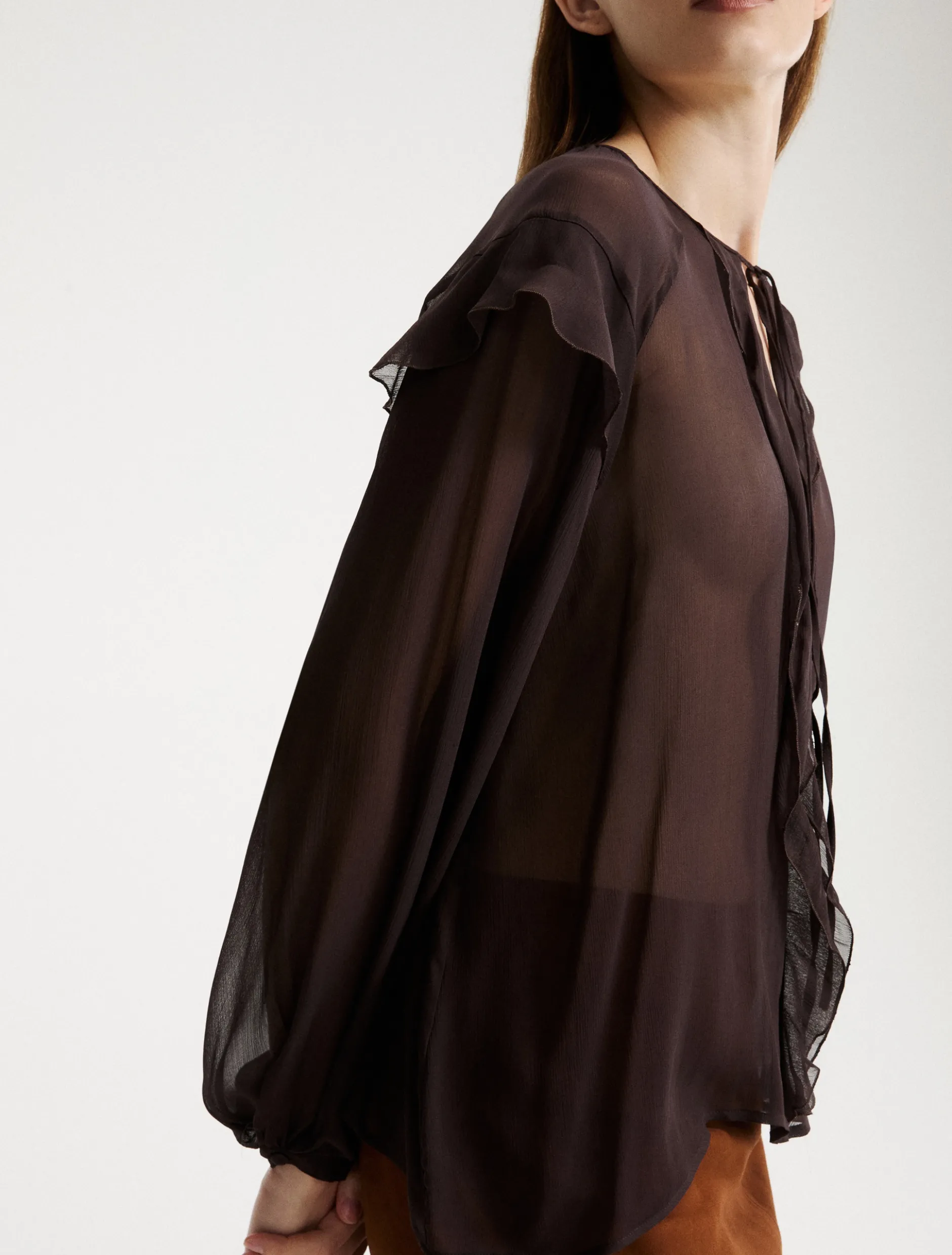 Blusa con volant - MARRONE
