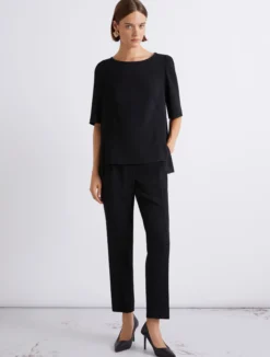 Blusa in envers satin con manica corta - NERO