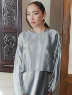 Blusa in raso leggero - AZZURRO POLVERE