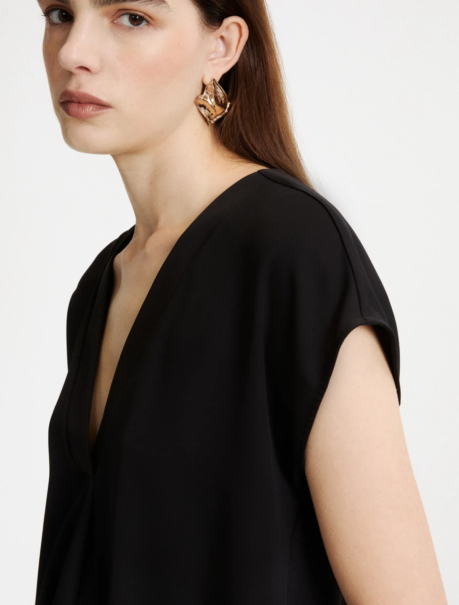 Blusa in satin fluido - NERO