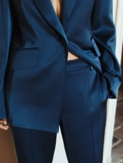 Chino in envers satin - BLU