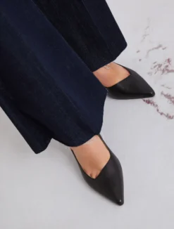 Décolleté in pelle - NERO