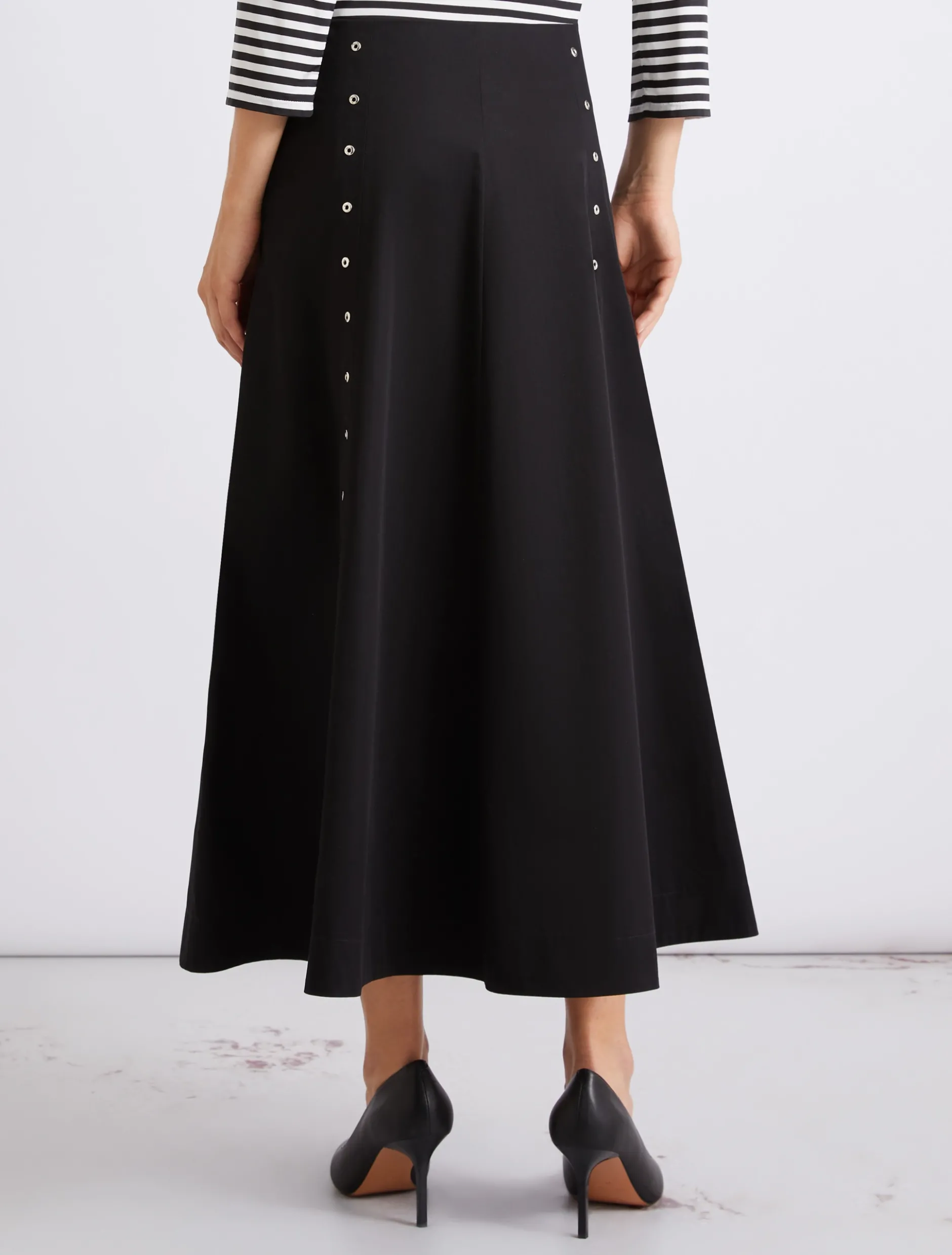 Gonna svasata in gabardina di cotone - NERO
