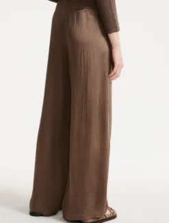 Pantalone ampio in twill crinckle - MARRONE