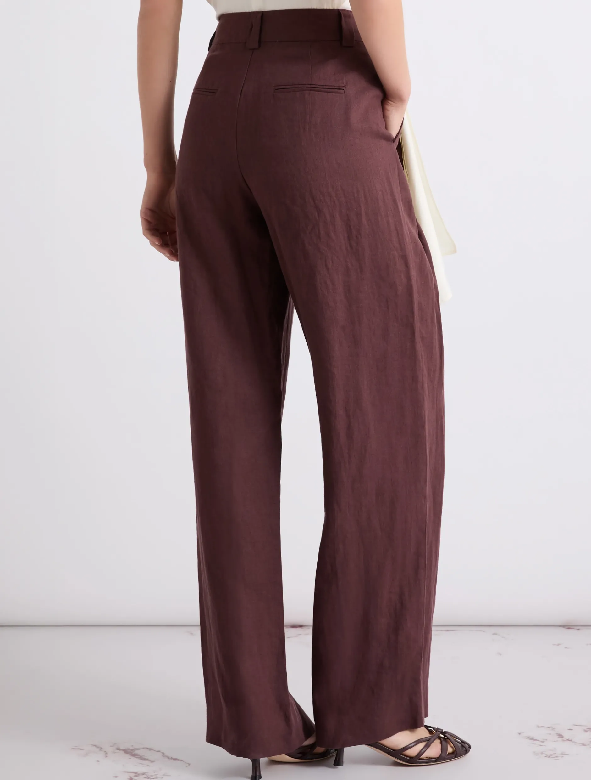 Pantalone in lino lavato - MARRONE