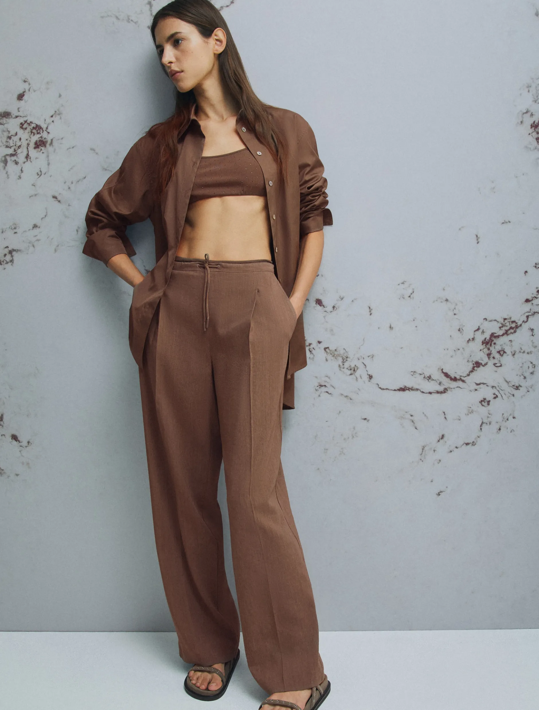 Pantalone in misto lino con coulisse - MARRONE