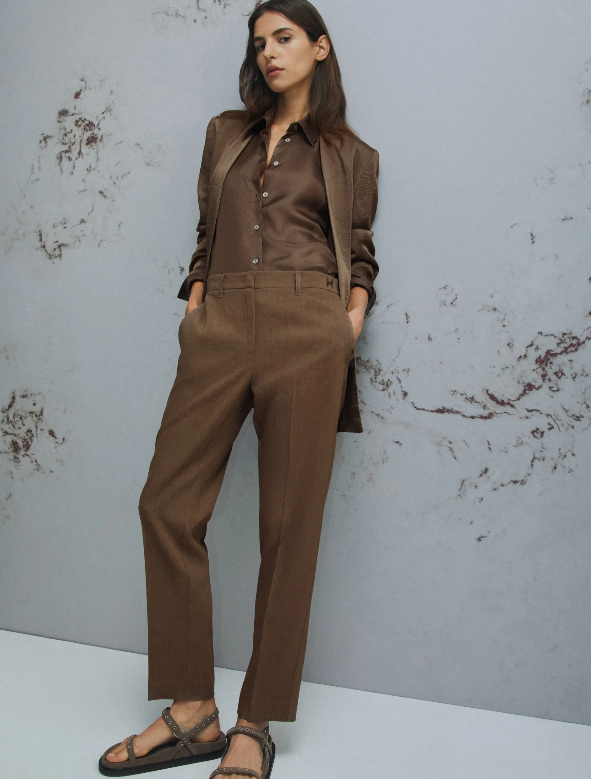 Pantalone in viscosa e lino stretch - MARRONE