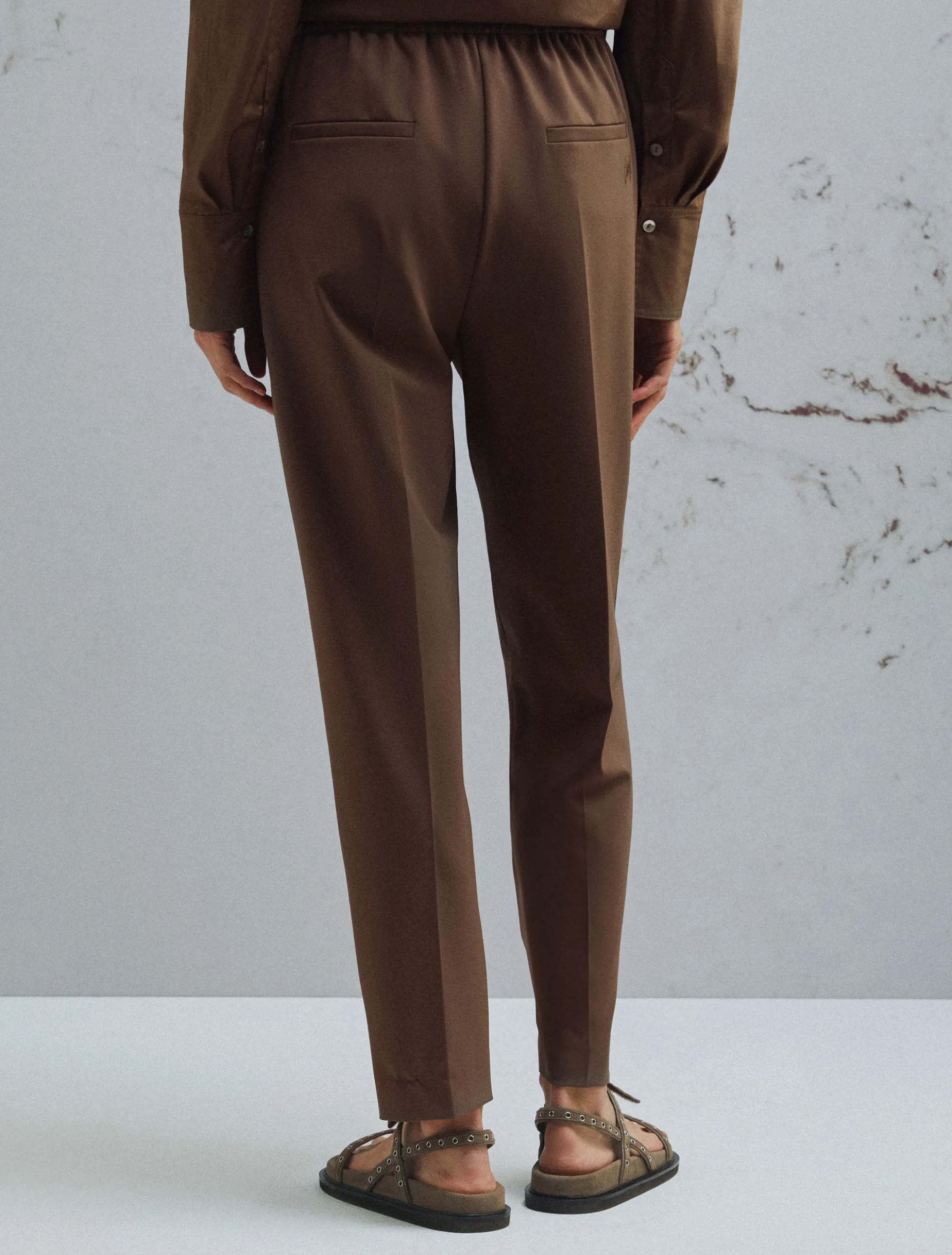 Pantalone slim - MARRONE