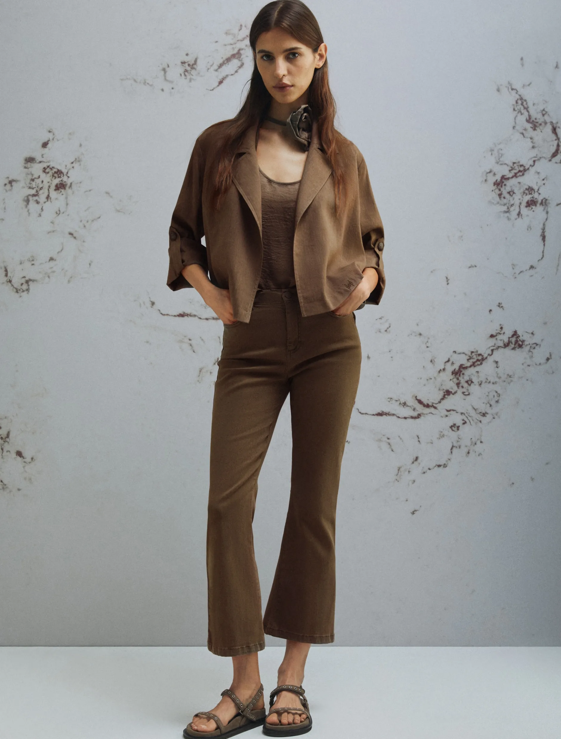 Pantalone 5 tasche flare crop - MARRONE