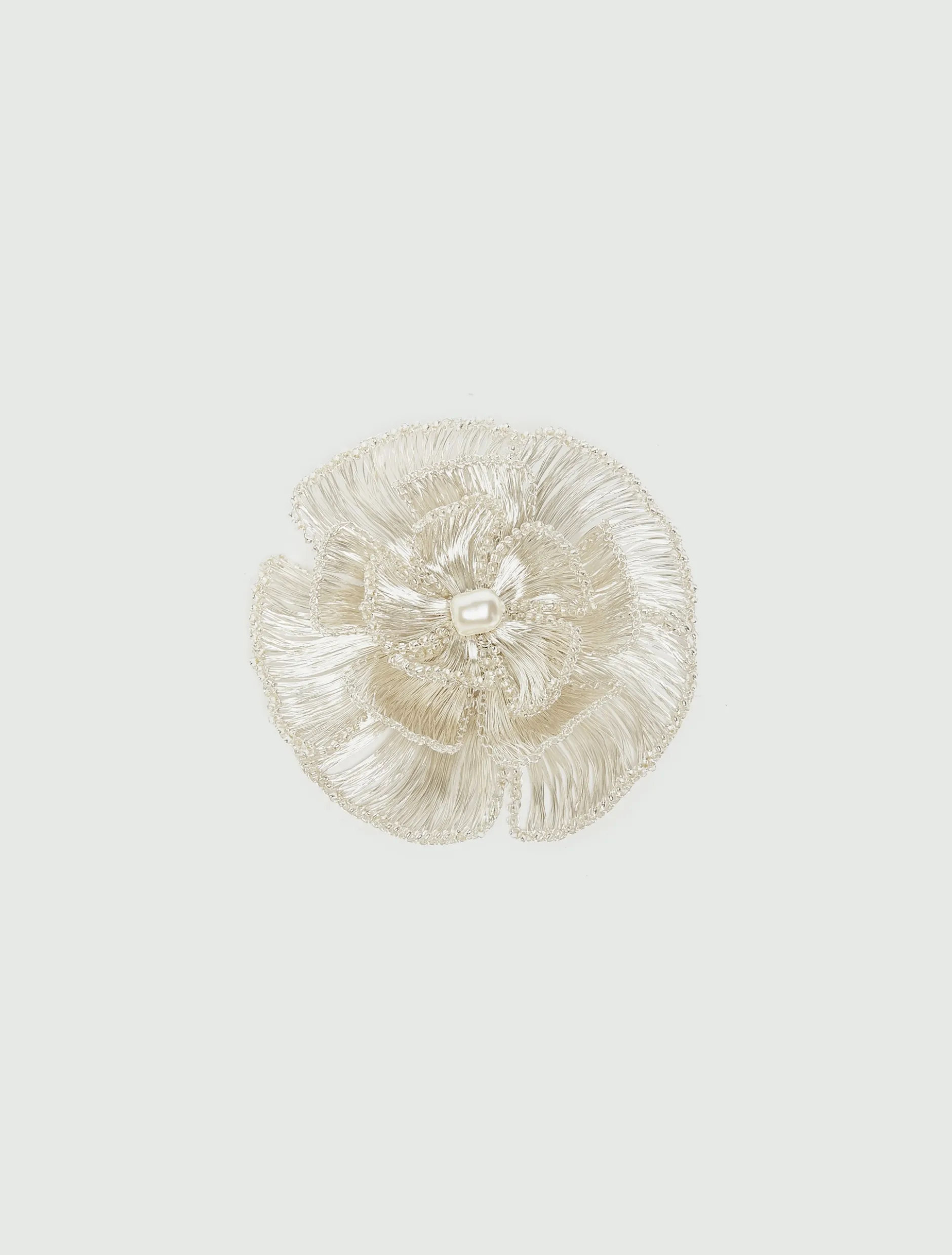 Spilla con fiore e perline - ARGENTO