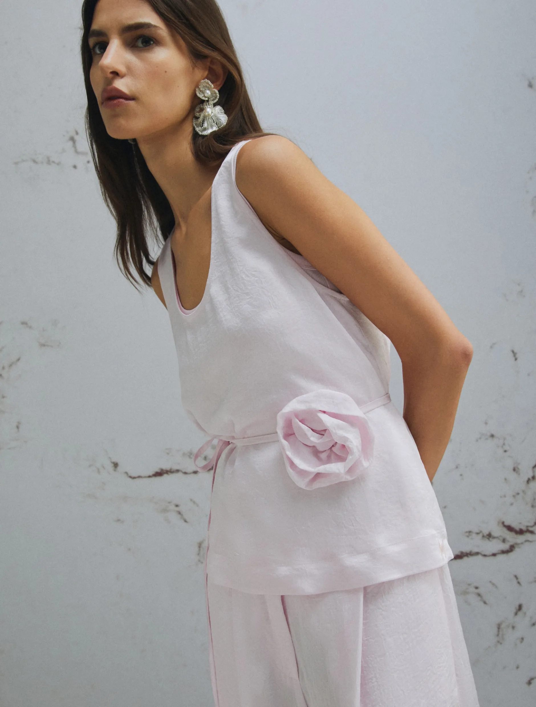 Top con fiore abbinato - ROSA