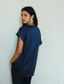 Top smanicato con volant - BLU