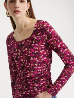 T-shirt con arricio sui fianchi - FUXIA