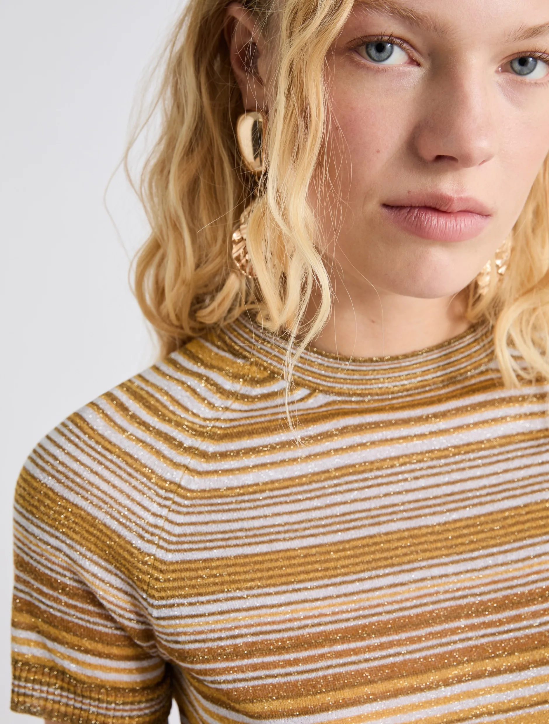 T-shirt con filo di lurex - ZAFFERANO