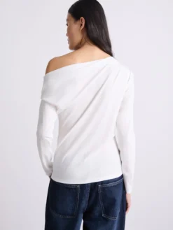 T-shirt con scollo asimmetrico - BIANCO