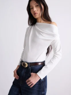 T-shirt con scollo asimmetrico - BIANCO